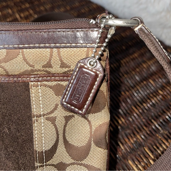 Vintage Coach Cross Body Bag - Picture 5 of 5